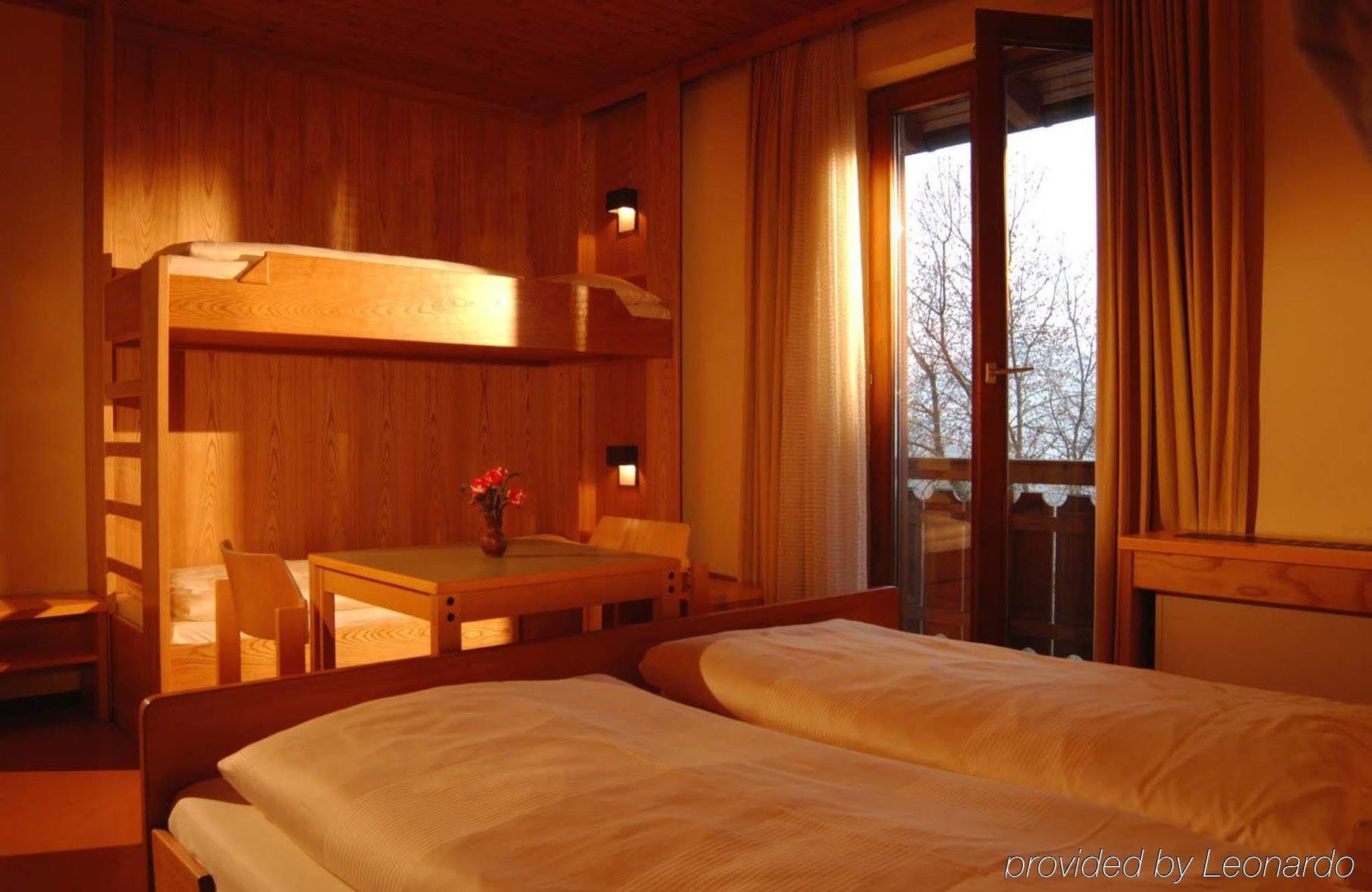 Jufa St. Martin Hotell Sankt Martin am Tennengebirge Rom bilde